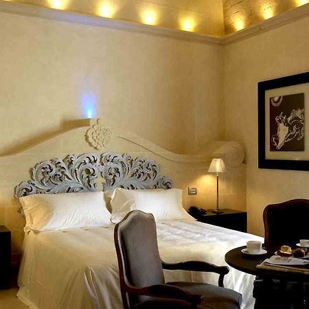 Palazzo Gattini Luxury Hotel - Vretreats Ματέρα Δωμάτιο φωτογραφία
