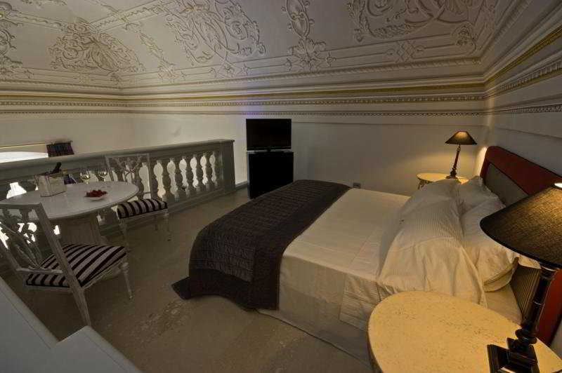 Palazzo Gattini Luxury Hotel - Vretreats Ματέρα Δωμάτιο φωτογραφία